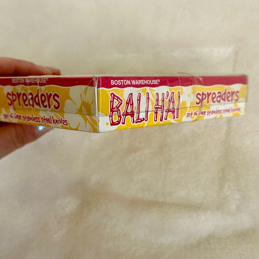 Vintage 2001 Boston Warehouse Bali Hai Hula Girl Cheese Spreader Set 4 NOS